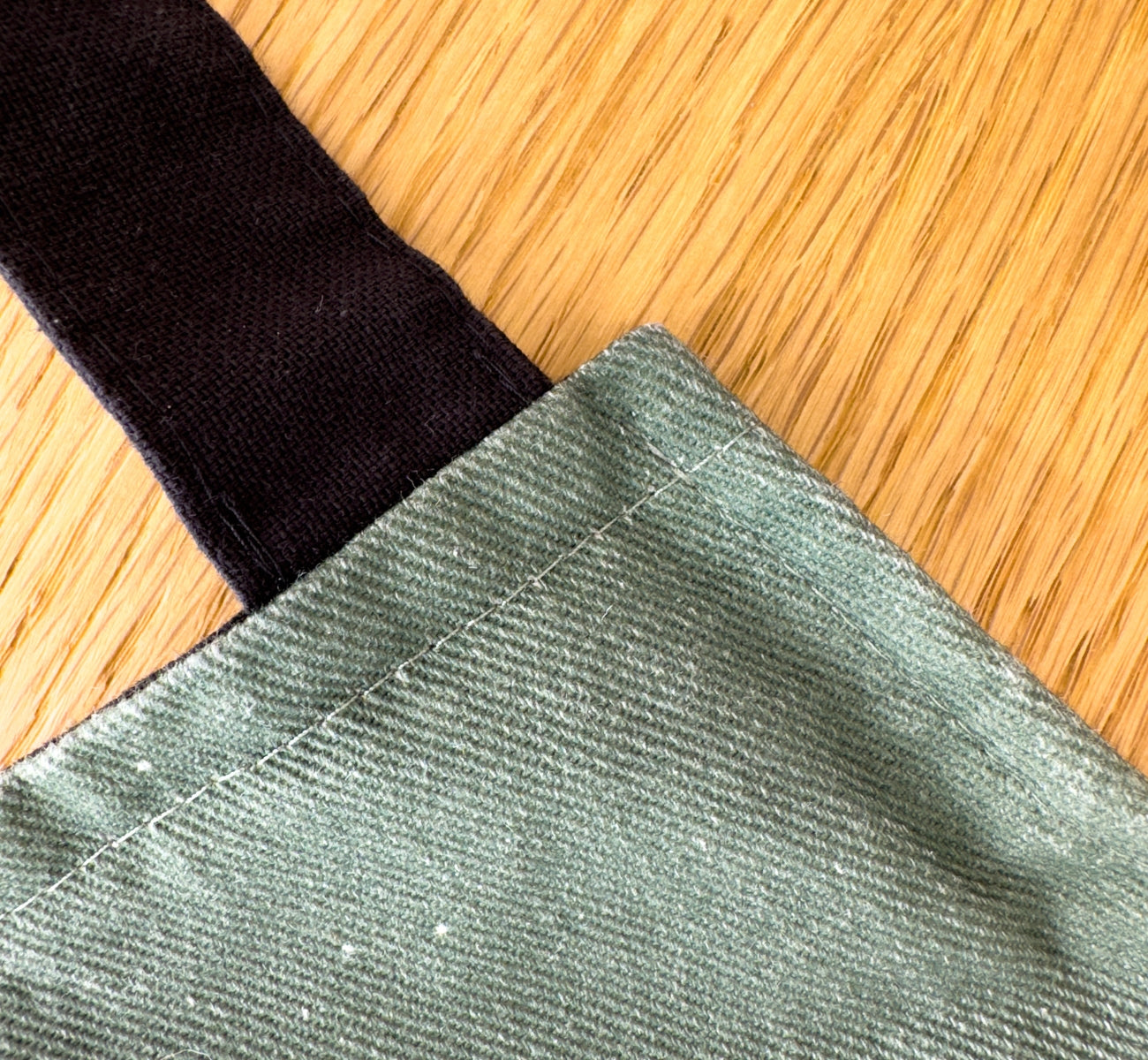 Tablier Vert Fougère 100% coton : Le Crabe Vert